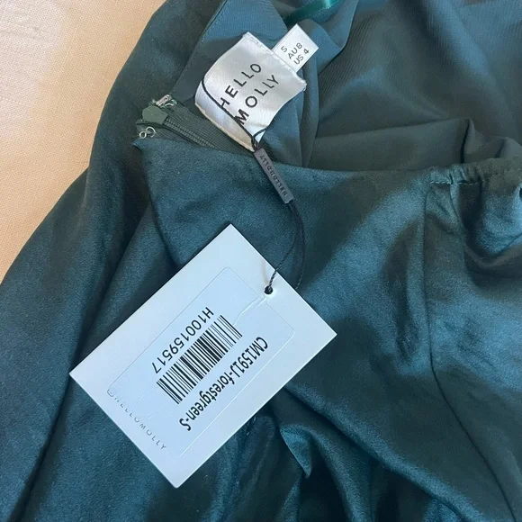 NWT Hello Molly Elegant Green Dress - Picture 4 of 4